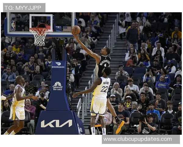 文班亚马法国队首秀狂砍27分横扫意大利吸引NBA球探关注